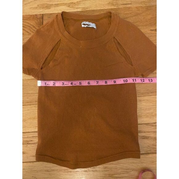 Urban Outfitters women's brown cut out cropped short sleeve casual top sz small - Picture 5 of 8